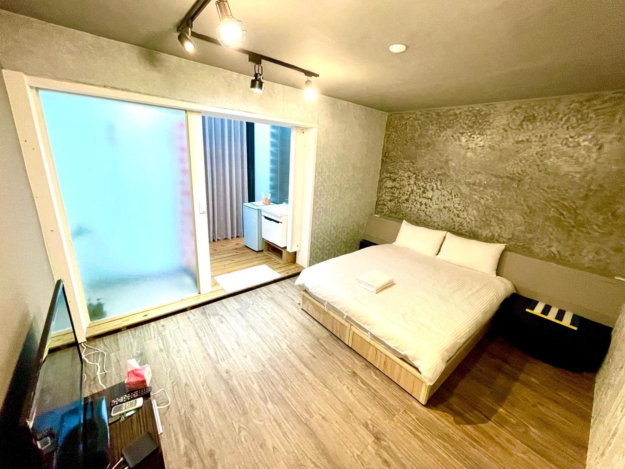 Hotel Fengchia Oslo Taizhong Zewnętrze zdjęcie